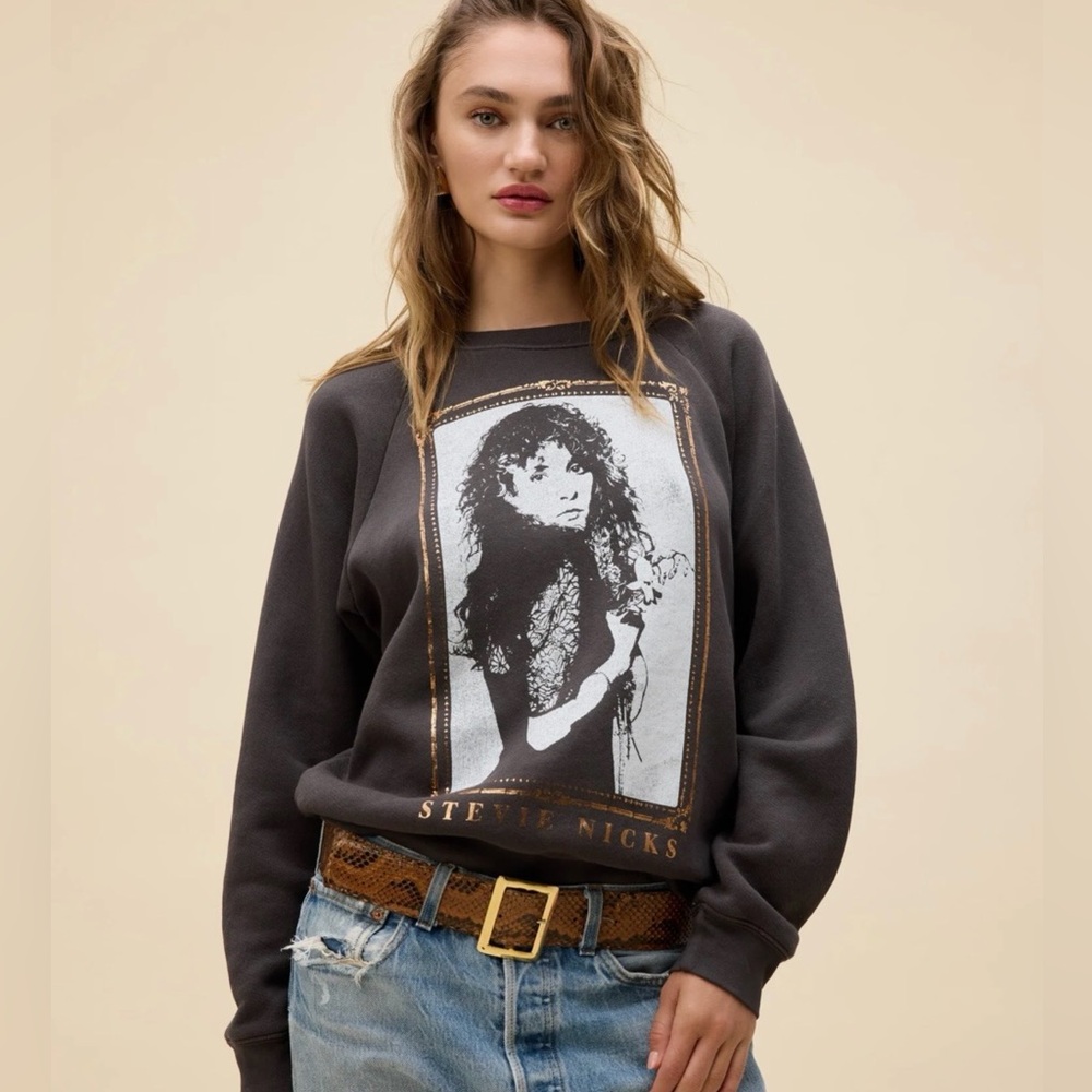 🆕Stevie Nicks Daydreamer Crewneck